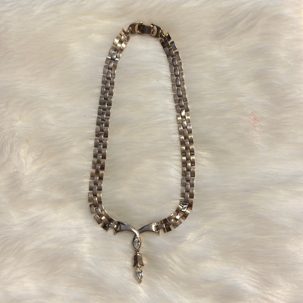 Tara ladies necklace